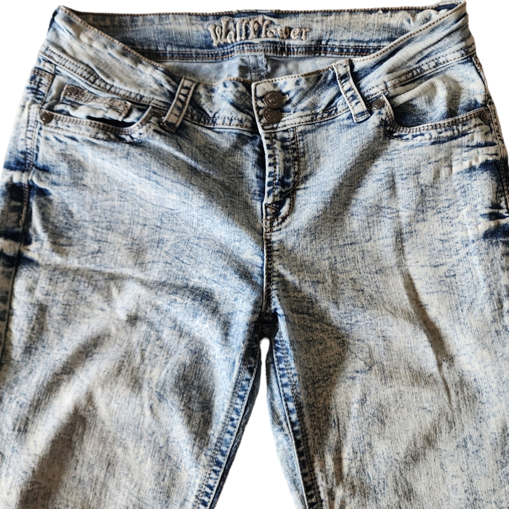 Vintage Wallflower acidwash skinny jean size 15